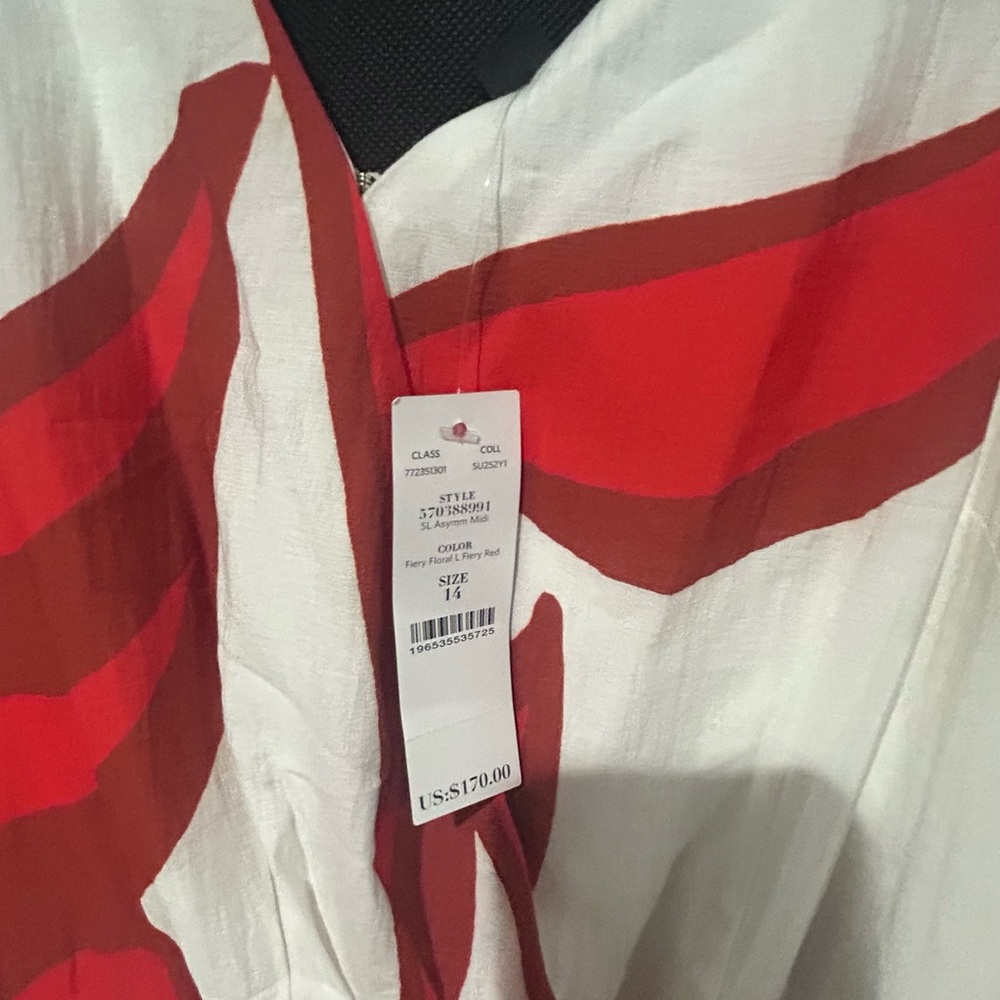 White House Black Market Asymmetrical Red and White Dress - Picture 5 of 6